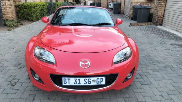 2010 - Mazda MX5 MX5 (Ignatius Du Preez)